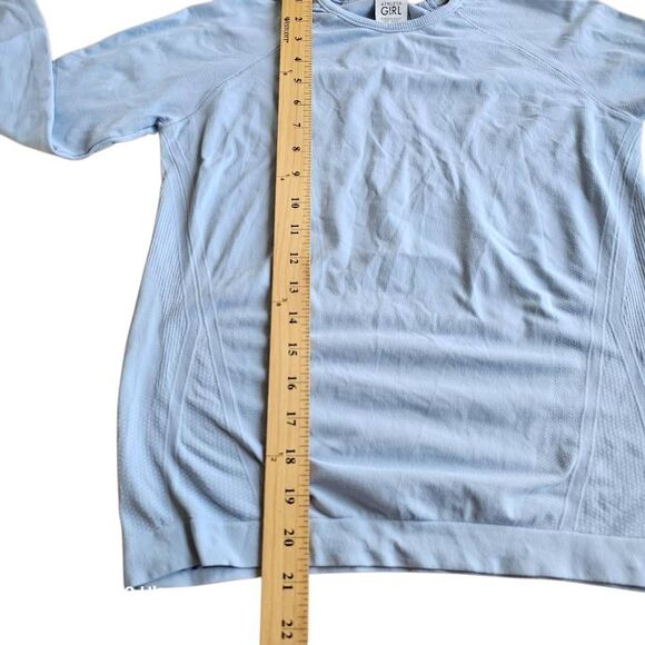 Athleta girls Sz 12 light blue power up long sleeve top - Picture 5 of 7
